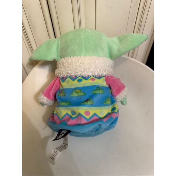 Star Wars The Mandalorian Grogu Easter Plush Toy Baby Yoda Scarf Eggs - Picture 7 of 7